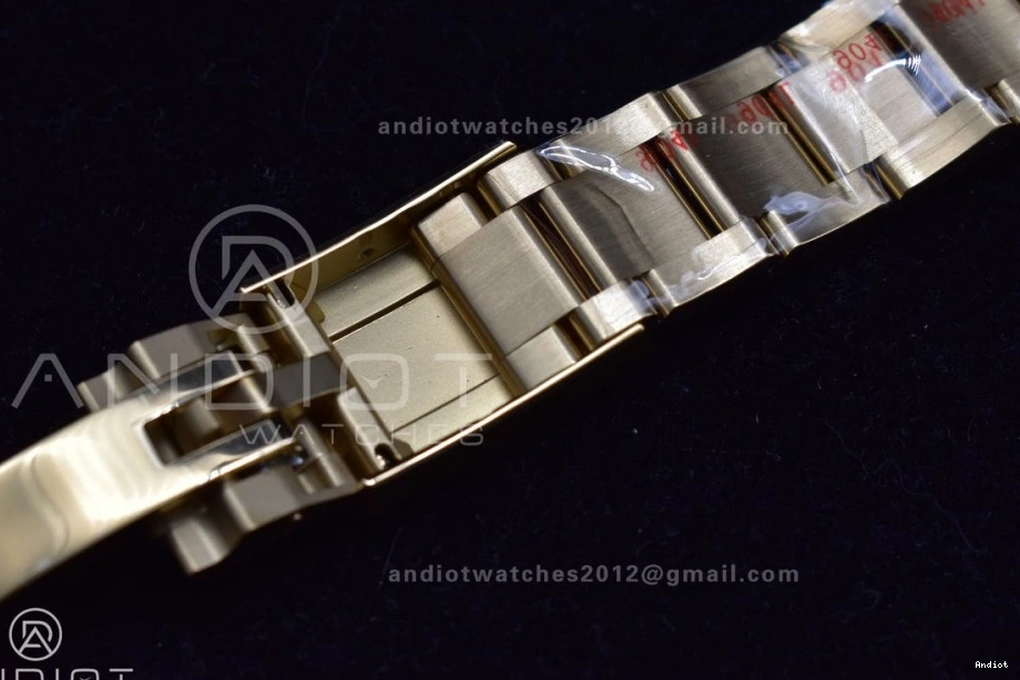 Best 1:1 Black Markers Clean 116505 Bracelet Daytona Edition V2 YG Dial SA4130 on YG 0212